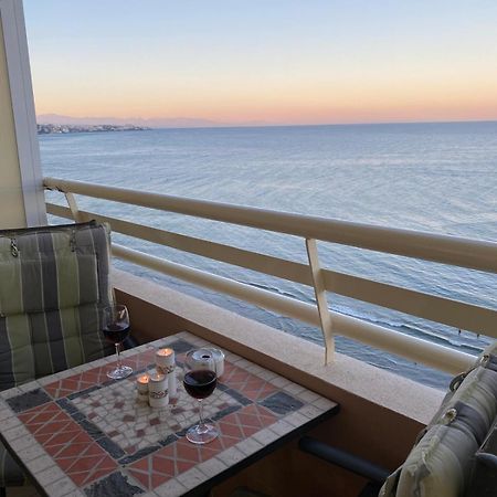 Апартаменты Stella Maris - Amazing Frontal Sea Views With Pool & Terrace By 10Tosea Фуэнхирола Экстерьер фото